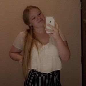 Meet your Posher, Molly